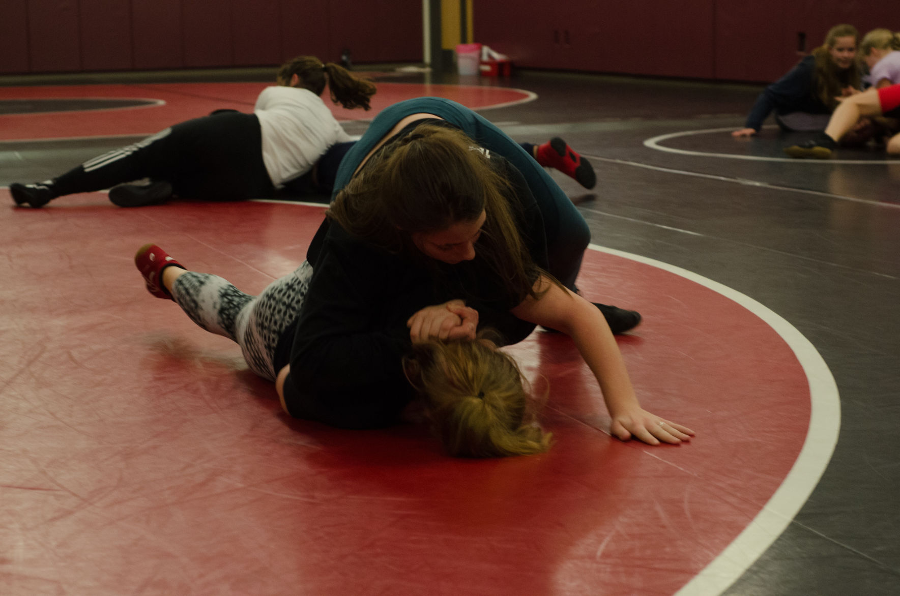 191205.sports.yelmwrestling.er4.jpg